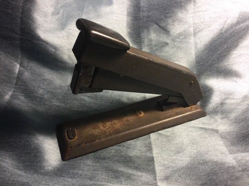 VINTAGE ANTIQUE BOSTICH DESKTOP STAPLER