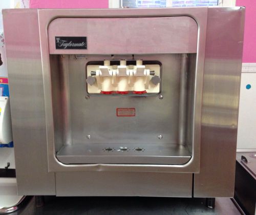 Taylor Taylormate 162-27 Frozen Yogurt Soft Serve Ice Cream Machine SINGLE PHASE