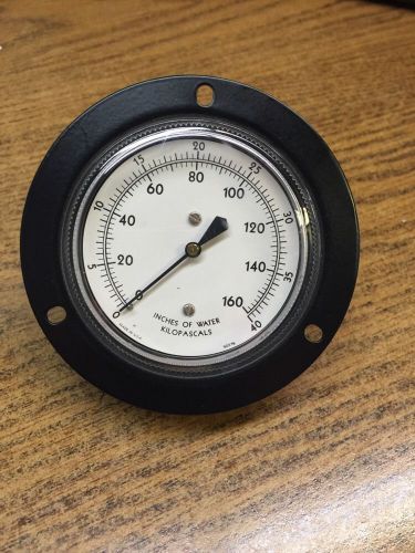 G11628 Marsh Gauge 1/4 NPT.  New Old Stock