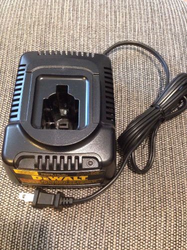 New DeWalt 18v DW9116 Battery Charger