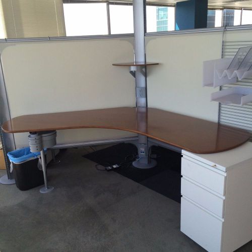 Herman miller resolve workstations, 6x8 for sale