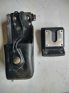 Free Shipping - MOTOROLA CARRY CASE High-Activity Leather &#034;Holster&#034; for Radio