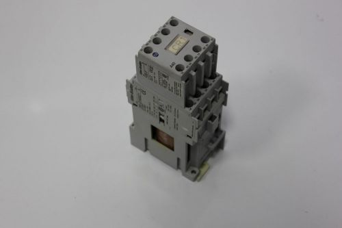 ALLEN BRADLEY CONTROL RELAY 700-CF400D &amp; 100-F AUX CONTACT 24VDC COIL(S14-3-26E)