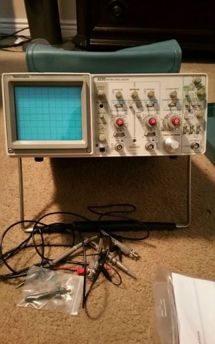 Tektronix 2235 Analog Oscilloscope