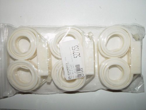 MONADNOCK DOUBLE CUFF NYLON WHITE ZIP CUFFS  PKG. OF 3