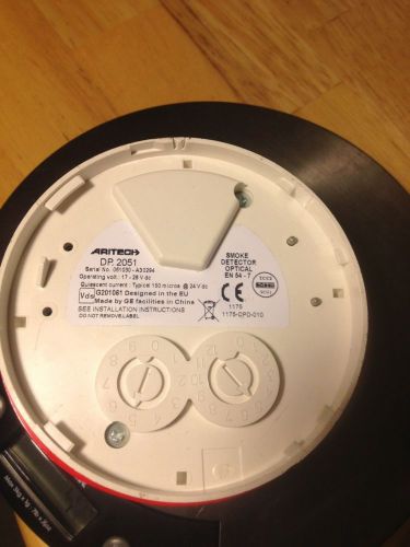 GE ARITECH 2000 SERIES OPTICAL SMOKE DETECTOR SENSOR DP2051 GP201061 24V