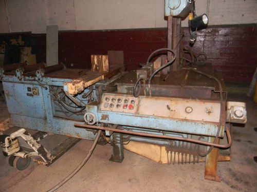 14&#034; Thrt 21&#034; H DoAll TF-14 HA VERTICAL BAND SAW, Tilt Frame, Vari-Speed, Hydraul