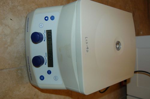 Eppendorf 5424  Microcentrifuge centrifuge laboratory lab micro