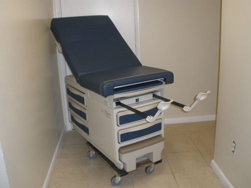 MIdmark Ritter 204 Exam Table