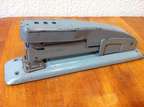 VTG Swingline 400 Long Island NY Industrial Stapler 1952 patent Distressed Metal