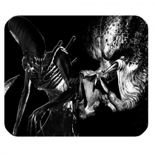 Alien Vs Predator Custom Mouse Pad Makes a Great Gift 001