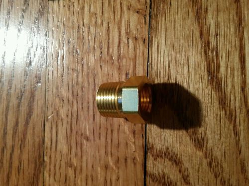 Parker Brass Pipe Fitting, Hex Nipple, 3/8&#034; NPT Male X 1/4&#034; NPT FeMale,