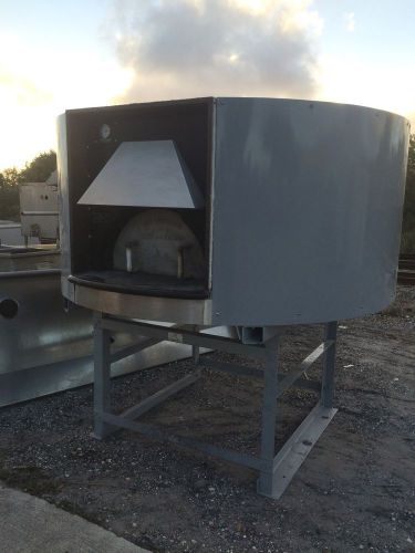 Earthstone 160 Wood / Coal Pizza Oven