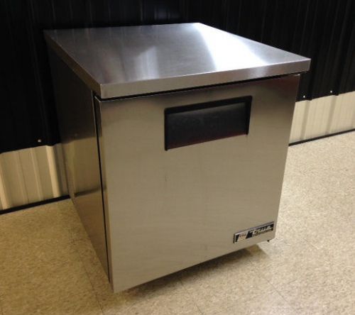 True tuc-27 6.5 cu.ft undercounter refrigerator stainless steal mint condition for sale