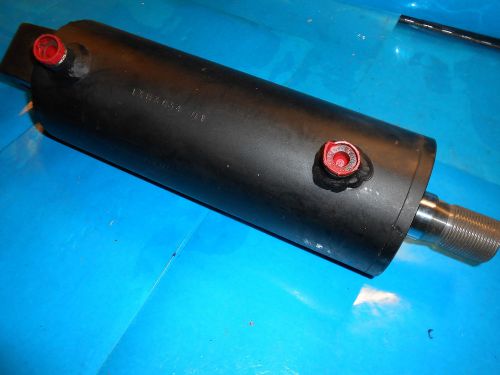 NEW Yale Hydraulic Cylinder 4&#034; X 5-5/8&#034; Stroke 1383634 01 Tilt  (I1)