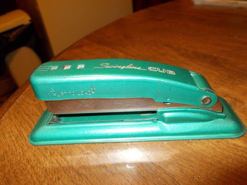 Vintage Swingline &#034;CUB&#034; Stapler Teal/Green Made In U.S.A. WORKS GREAT