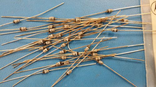 (73 PCS) 1N5258B MOTOROLA Diode Zener Single 36V 5% 500mW 2-Pin DO-35 Bulk