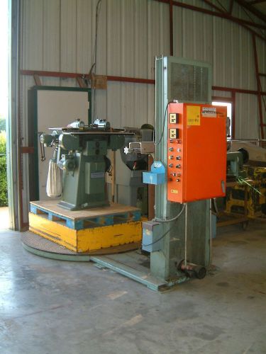 Automatic Stretch Wrapping Machine