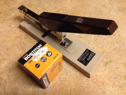 Bostitch B300 Heavy Duty Stapler PLUS Staples, Works Great!