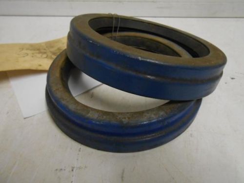 NOS STEMCO SEALS 320-2036 *SOME SHELF RUST* (LOT OF 2) -9H4