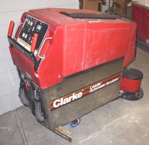 CLARKE 2400 D FLOOR SCRUBBER