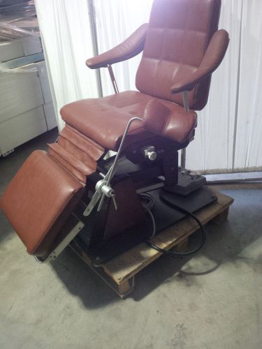 DEXTA EXAMINATION CHAIR .MODEL MX32X3/#604-14