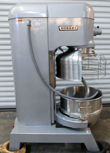 HOBART H600T MIXER HOBART DOUGH MIXER HOBART 60 QUART MIXER