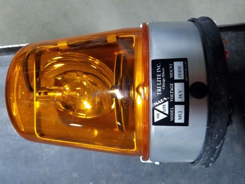 ROTATING LIGHT - 36VDC, AMBER TRI-LITE   MV2IND-36P/A