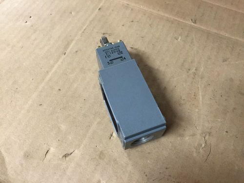 NOS Allen Bradley Z-13948 Operating Head W/Body