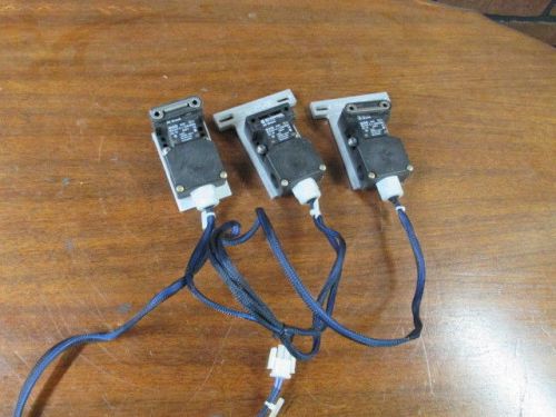 Lot of 3 Schmersal Limit Switch IEC947-5-1 VDE0660 IP67 382-E AZ 16 zvrk