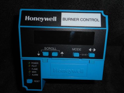 NEW HONEYWELL RM7800  M 1011 BURNER CONTROL WARRANTIED