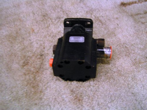 MTD/TROYBILT LOGSPLITTER HYDRAULIC GEAR &#034;PARTS&#034; PUMP OEM#718-04127