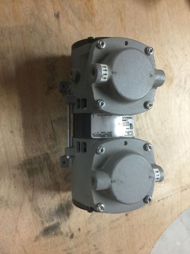 Thomas 2107ca20 c compressor vacuum pump motor 608102b 2107ca20c for sale