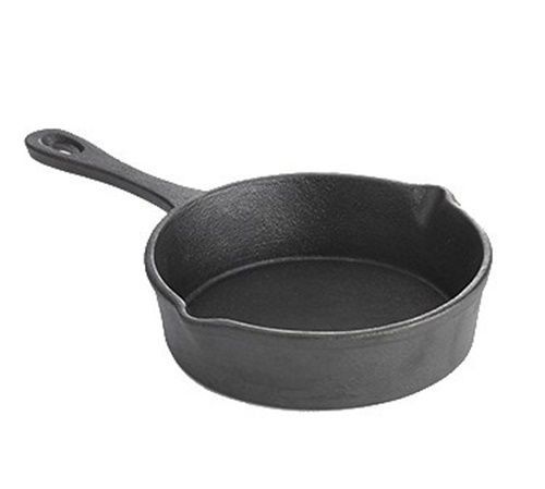 Tablecraft CW30108 Mini Skillet 11 oz. 5-1/4&#034; dia. x 1-1/2&#034;H non-stick cast...