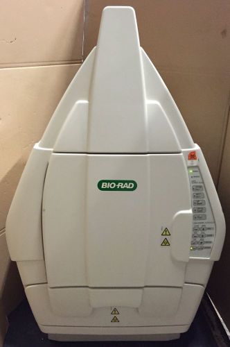 BIO-RAD UNIVERSAL HOOD II