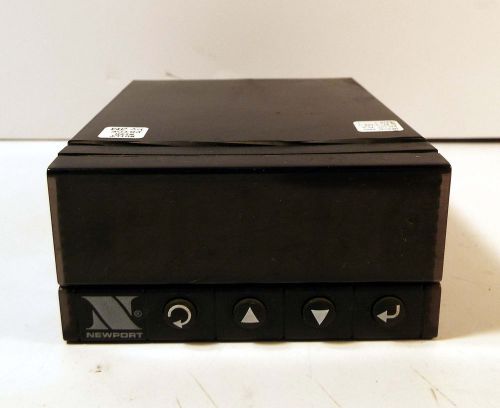 1 USED NEWPORT ELECTRONICS 1800 PROCESS/TEMPERATURE CONTROLLER