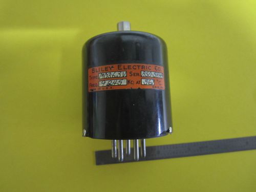 RARE BLILEY ELECTRIC QUARTZ MO36.6V FREQUENCY 9845 KC RADIO CRYSTAL