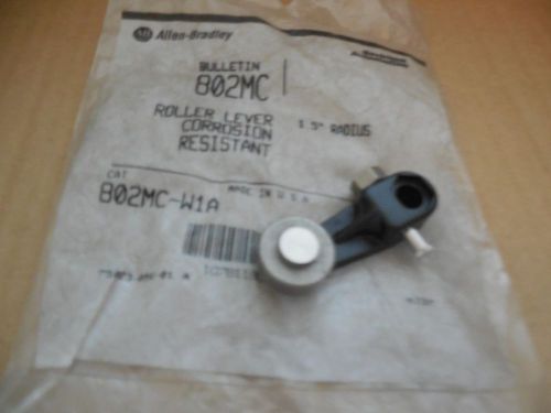 NEW ALLEN BRADLEY 802MC-W1A CORROSION RESISTANT ROLLER LEVER SER B 1.5&#034; RADIUS