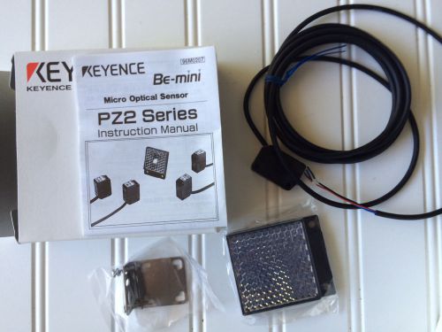 NEW KEYENCE PZ2-62 PHOTOELECTRIC SENSOR 12-24V-DC  Never Installed