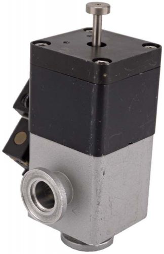 Varian NW16 A/O W/P.I. Air-Operated Right-Angle Aluminum Block Valve L6282-331