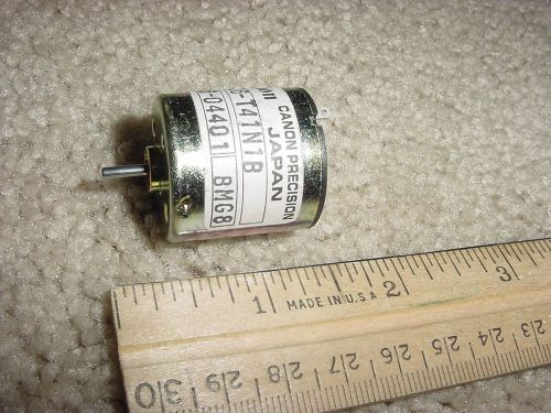 Small DC Electric Motor 12 VDC Canon 5700 RPM 0.9W M53