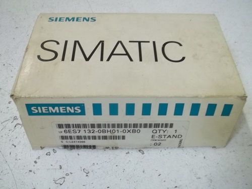 SIEMENS 6ES7 132-0BH01-0XB0 DIGITAL OUTPUT MODULE *NEW IN A BOX*