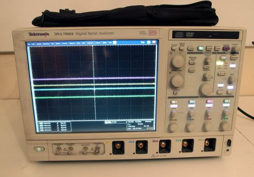 Tektronix DSA70604 4 Ch, 6 GHz, 25 GSa/sec, 20 MSa Digital Serial Analyzer