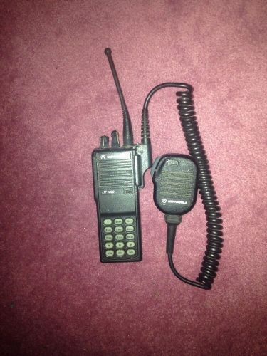 Motorola HT1000 UHF 450-512