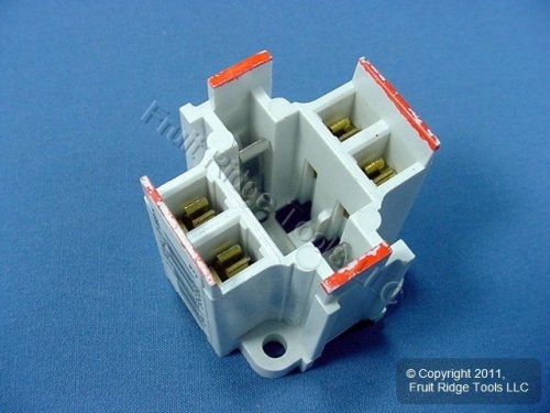 Leviton compact fluorescent lamp holder cfl light socket g24q-3 26725-413 for sale