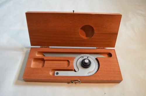 **GREAT DEAL** Starrett C359 Protractor