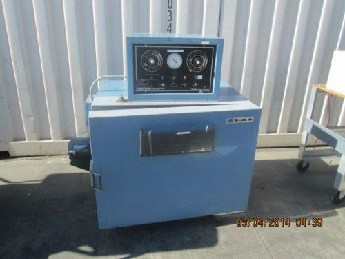 BLUE M 18&#034; x 24&#034;  Environmental Chamber Model CO-250C-1 Temp Range -73C to 204C