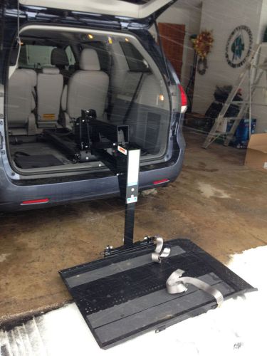 Tracker Freedom Wheelchair Lift