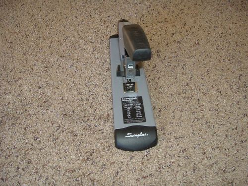 SWINGLINE HEAVY DUTY STAPLER IN EXCELLENT CONDITION 160 SHEET