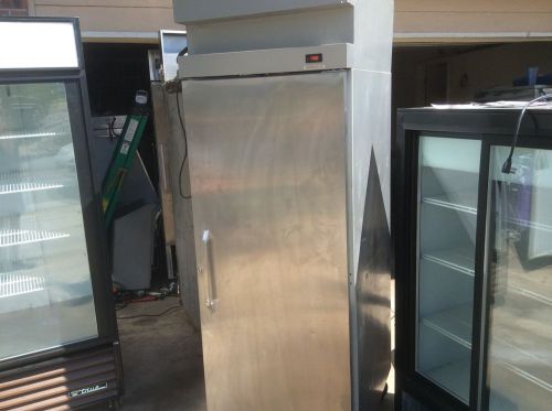 VULCAN CARDINAL SINGLE DOOR REFRIGERATOR FULLY TESTED